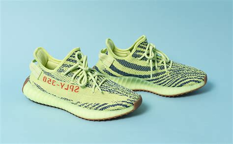 How To Spot Real Yeezy Boost 350 V2s .